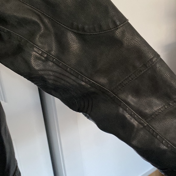 Faux leather jacket size L - Picture 4 of 7